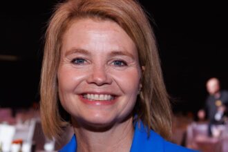 annette frier schlaganfall